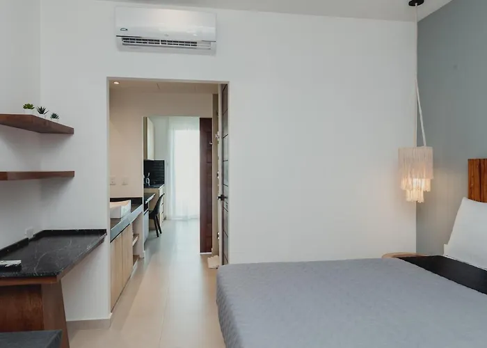 Ah Xok 5a Avenida Hotel Playa del Carmen