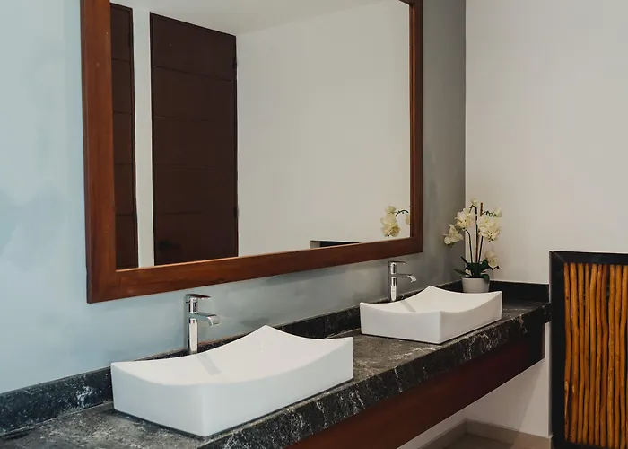 Ah Xok 5a Avenida Hotel 4*
